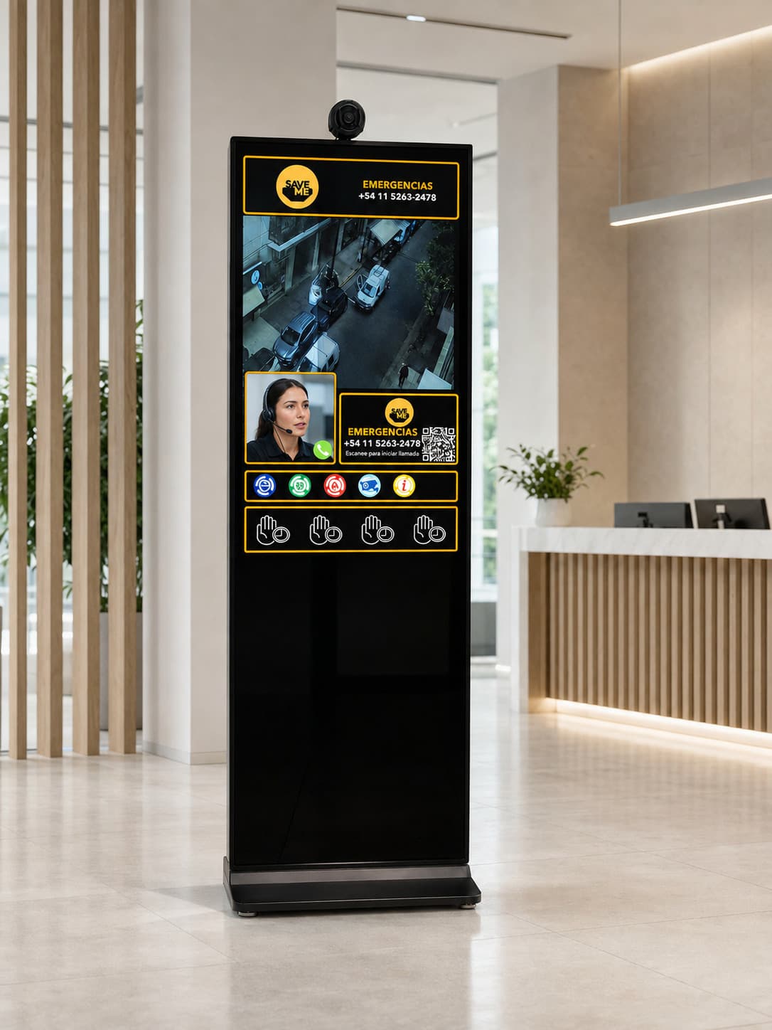 Tótem Save Me instalado junto al mostrador de una recepción luminosa